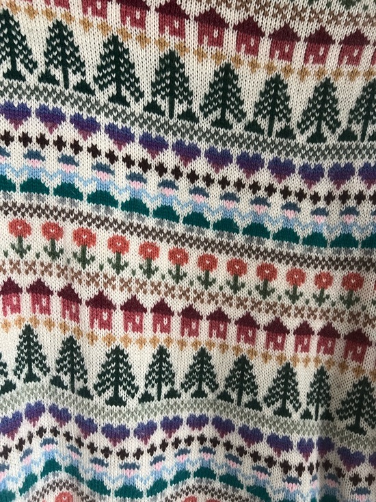 Beautiful Hand Knit Sweater - Picture 2 of 2